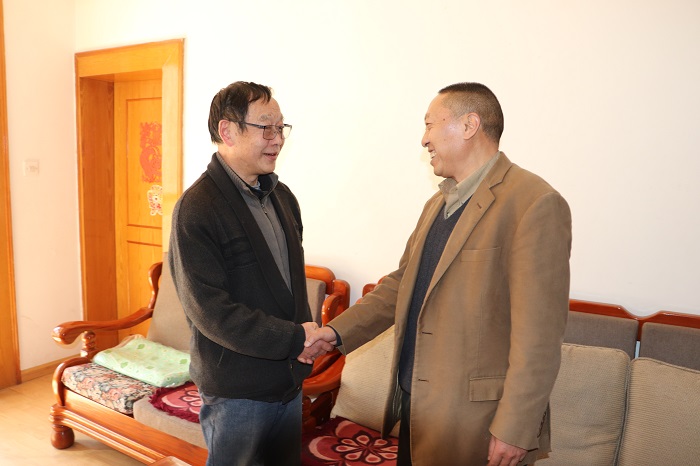 后永宁走访慰问总老领导和困难职工